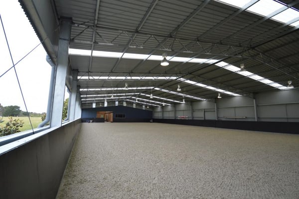 equine indoor arena construction
