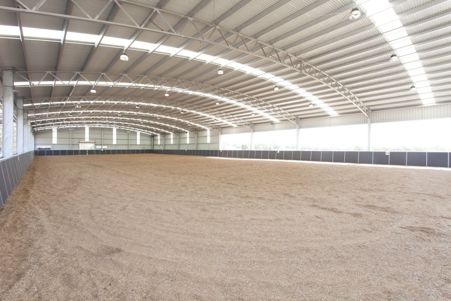 curved roof indoor arena internal 