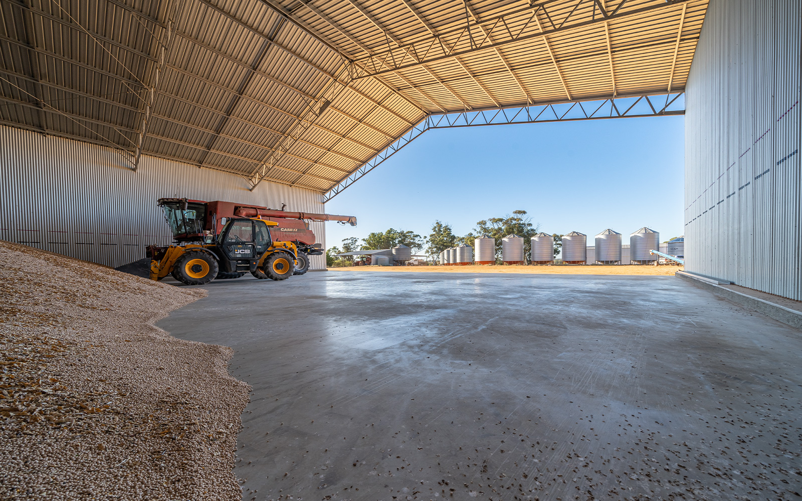 Agricultural storage for produce 