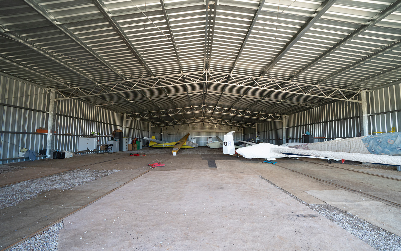 Bendigo Gliding Club airplane hangar