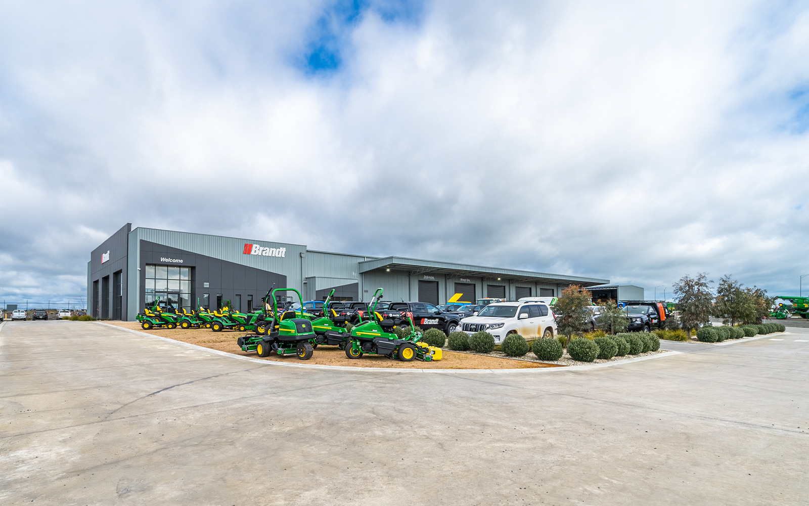 Brandt Ballarat combined showroom and workshop 17_tile