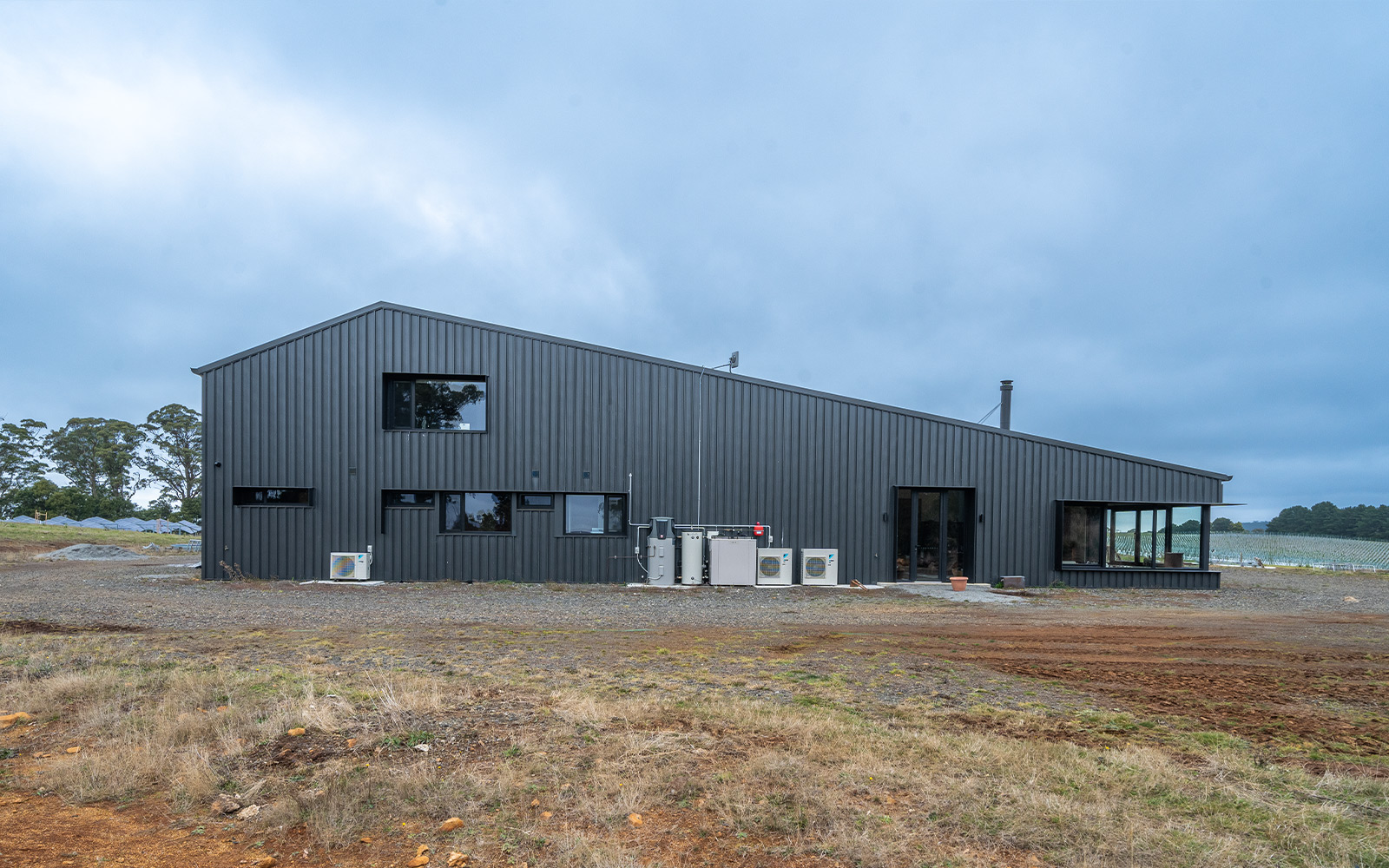 Phillip Moraghan combined tasting and brewery building