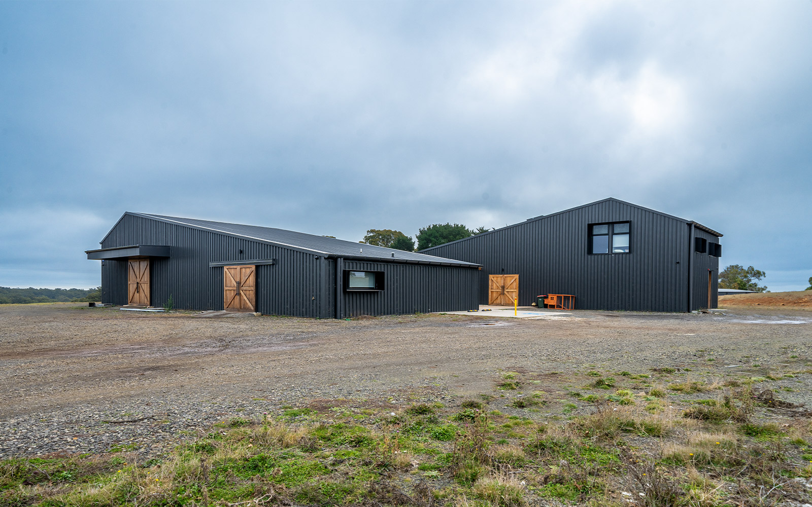 Phillip Moraghan combined tasting and brewery building