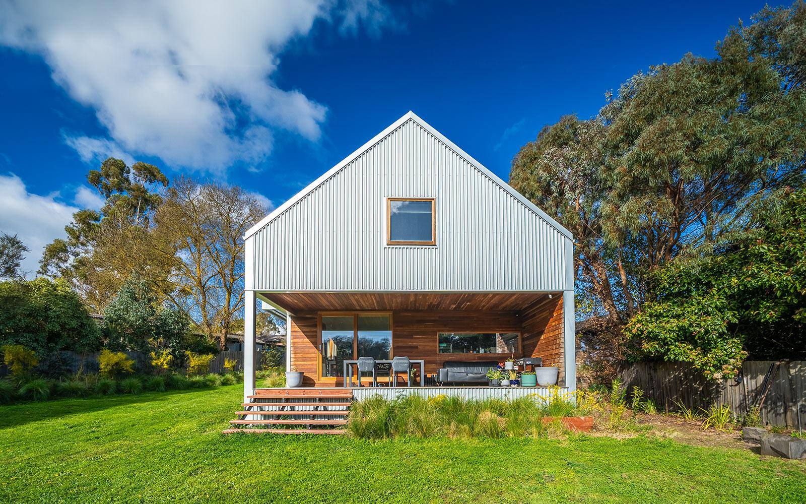 Stephen Rocard custom shed house