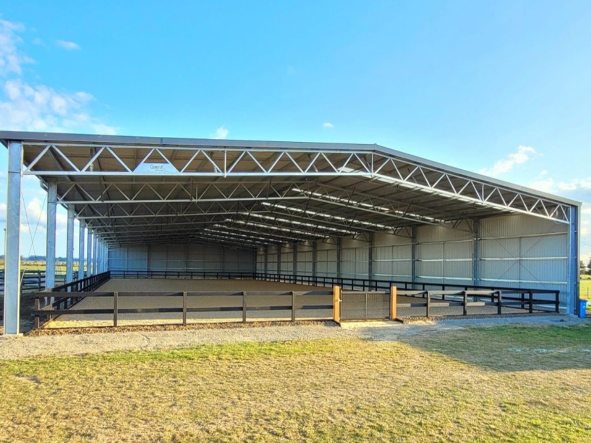 Eulinga Park Equine – indoor dressage arena