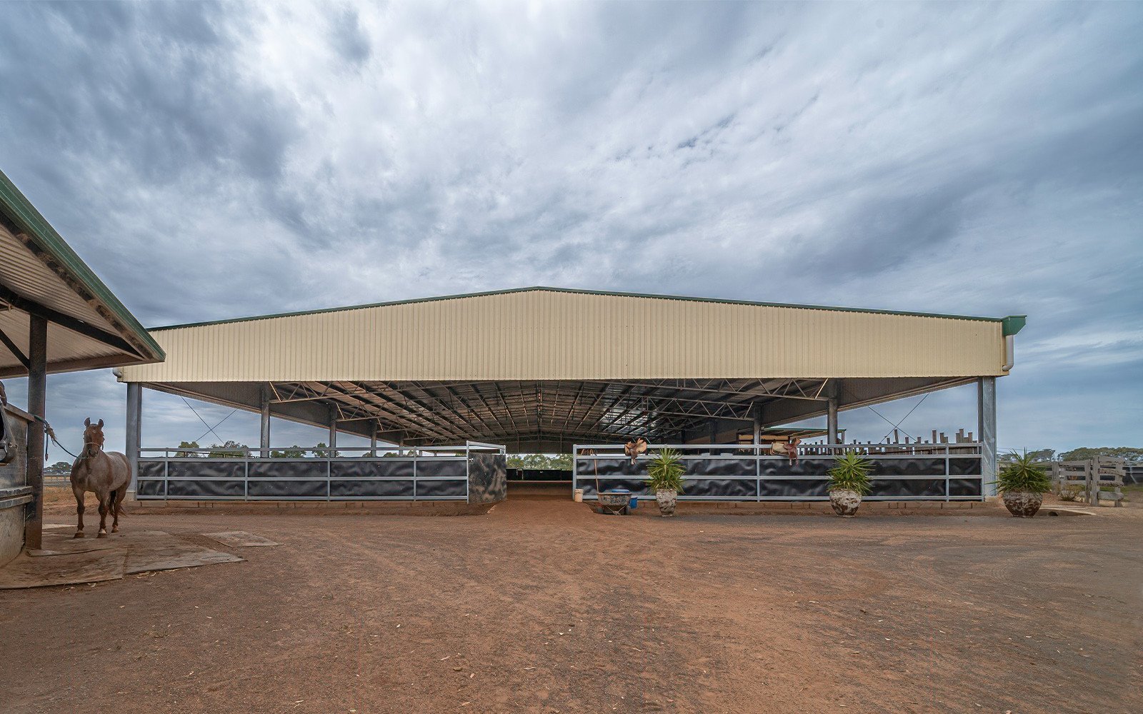 Bruce ODell horse riding arena