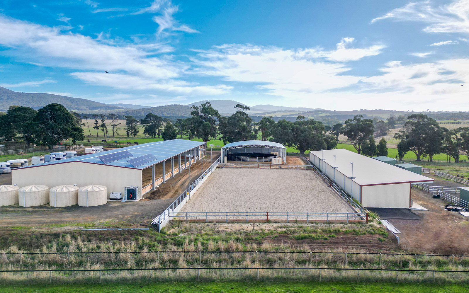 Broadhangar equestrian park 