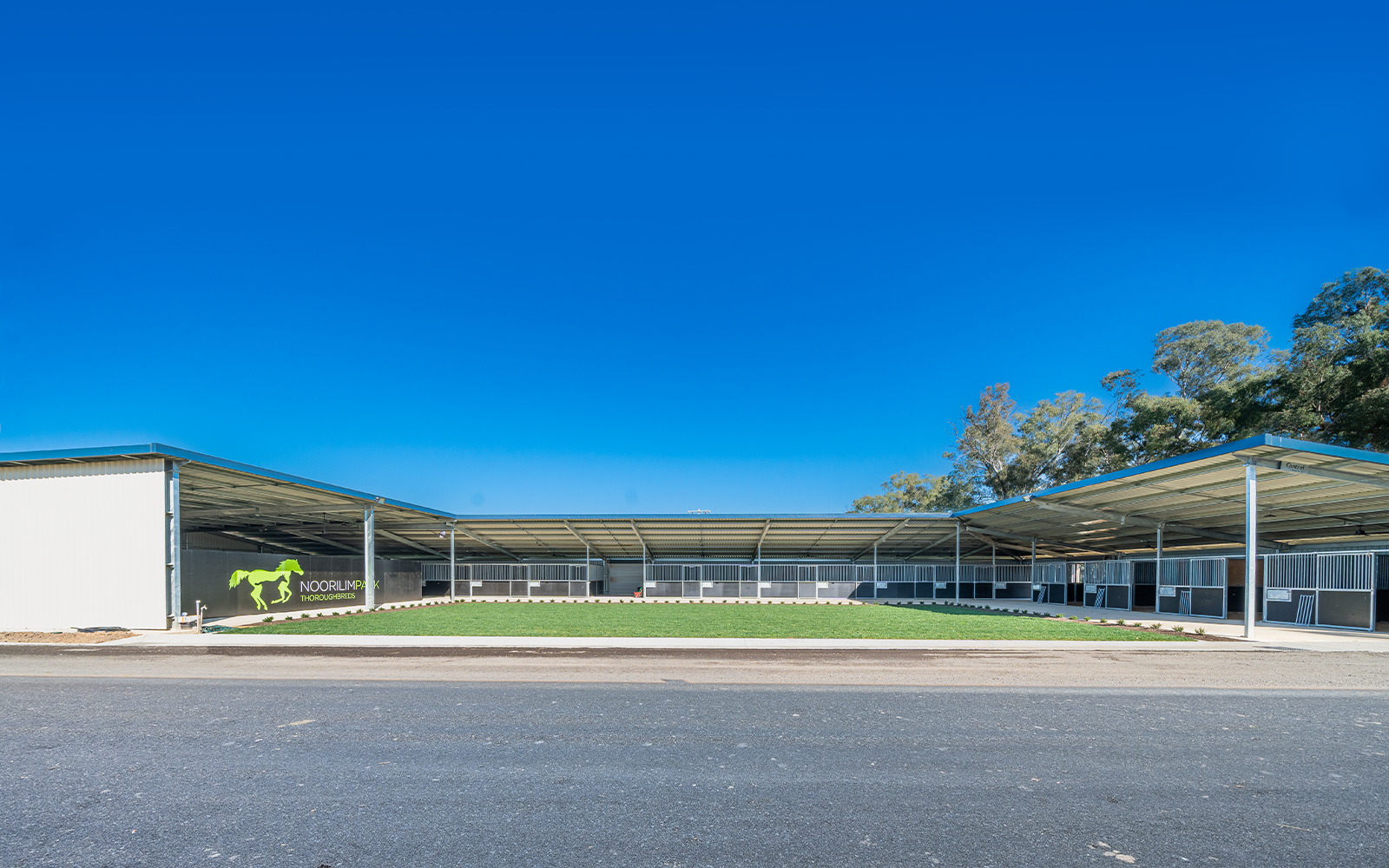 Peter Carrick horse stable