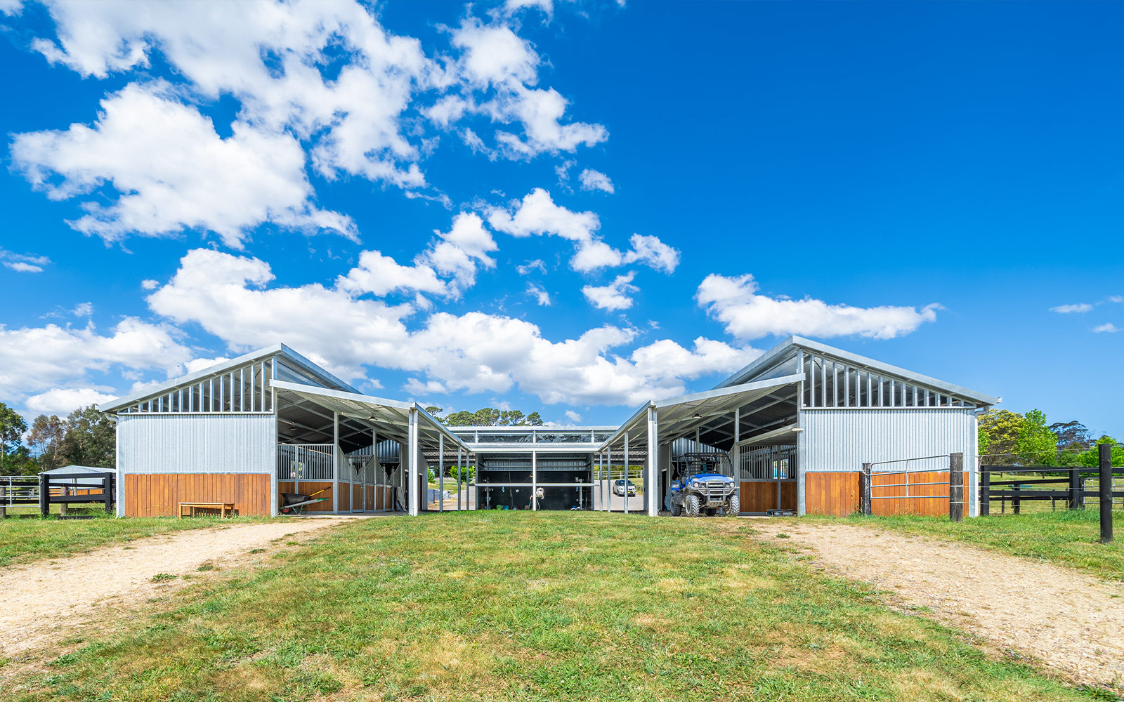 Tig Lungerhausen stable complex