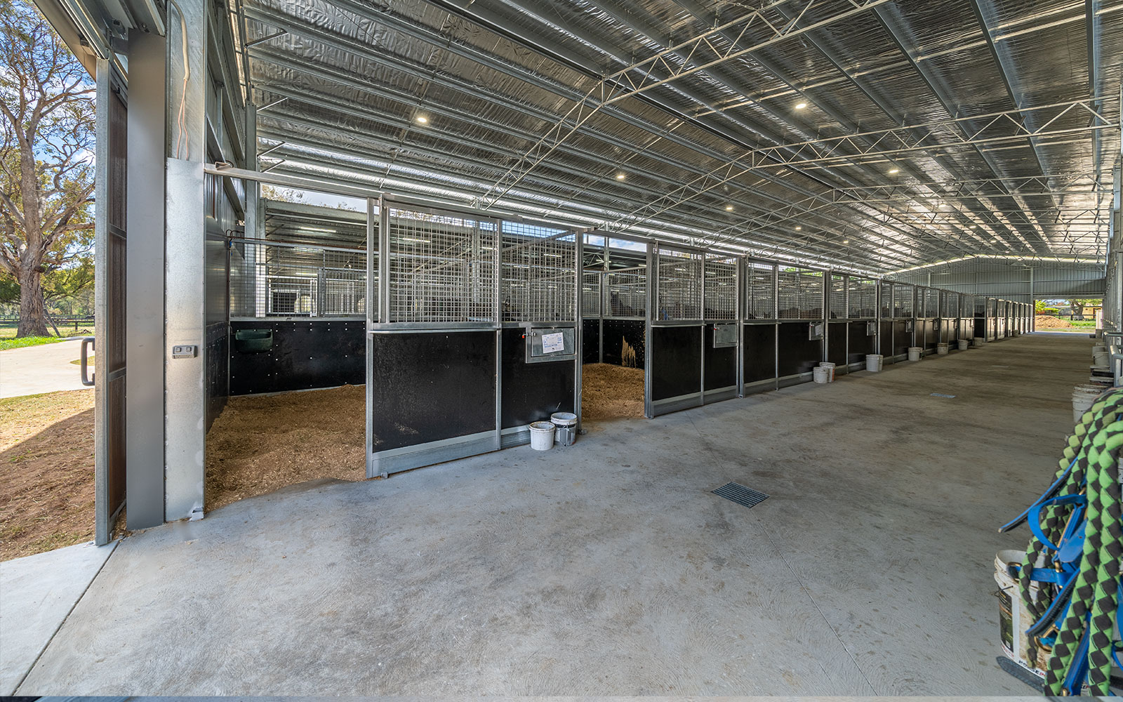 Yulong Stud stable complex