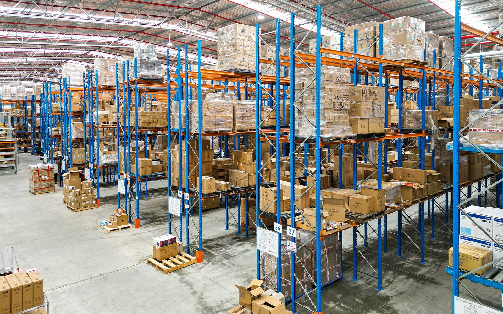 Leader industrial warehouse facility 