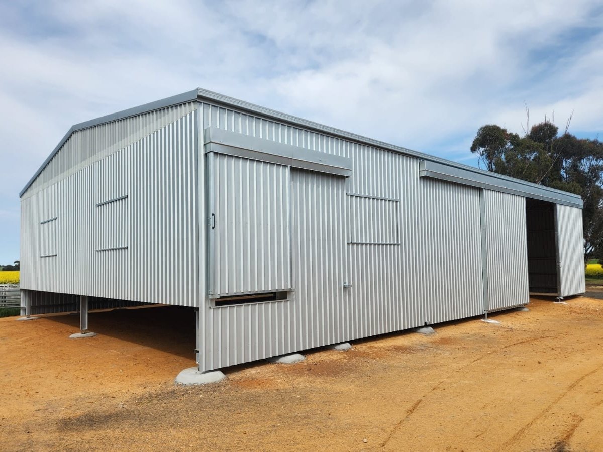 Shearing shed