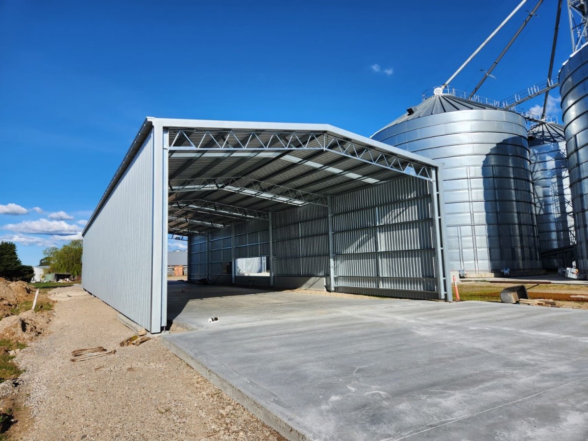 Machinery shed