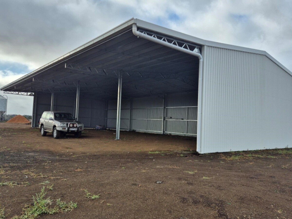 Spring Dam Dairying – hay shed