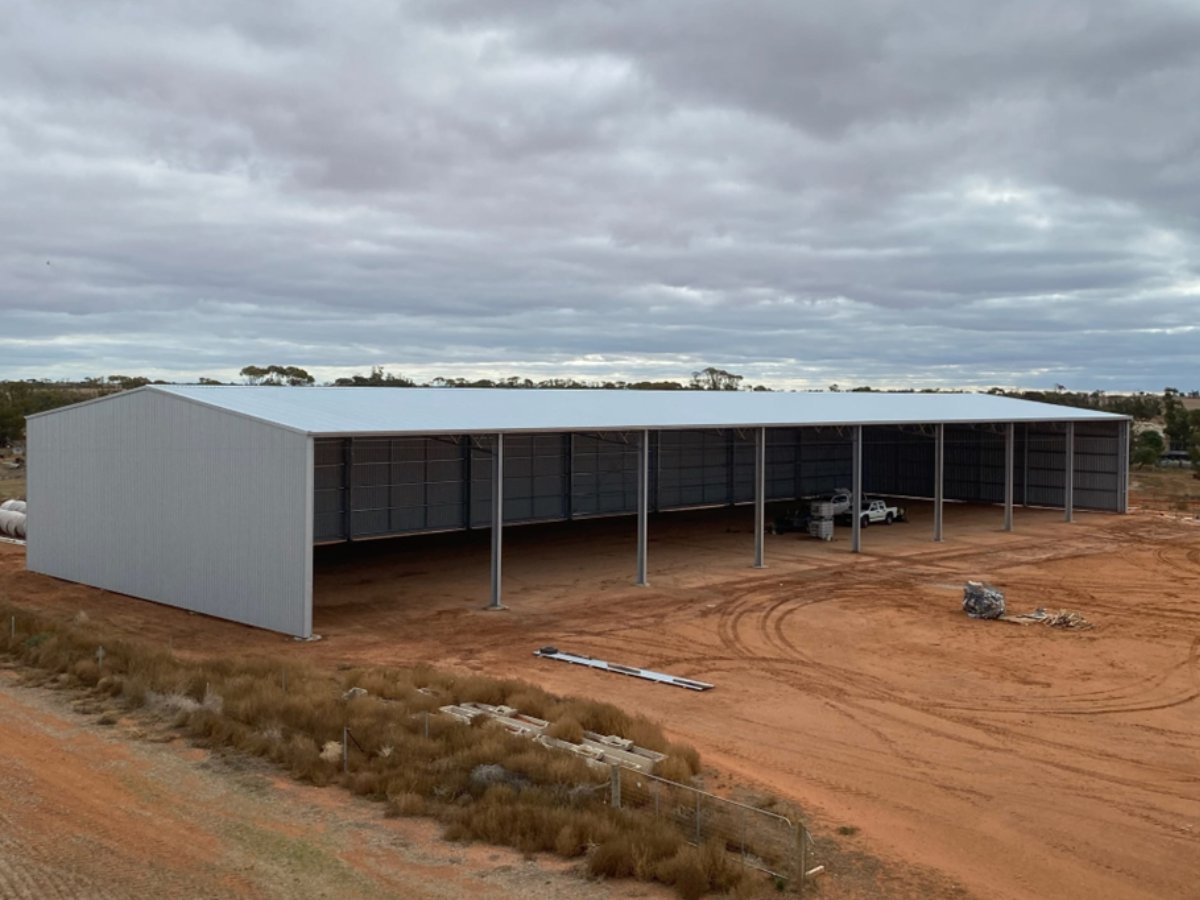 Machinery shed