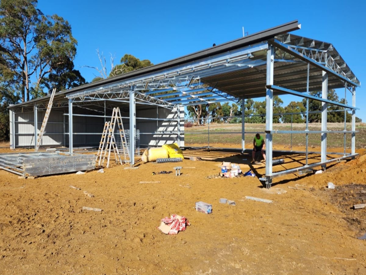 Machinery shed