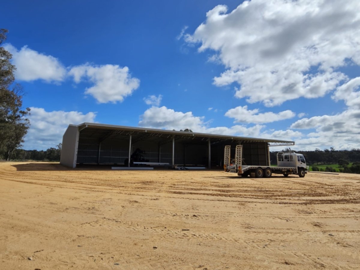 Machinery shed