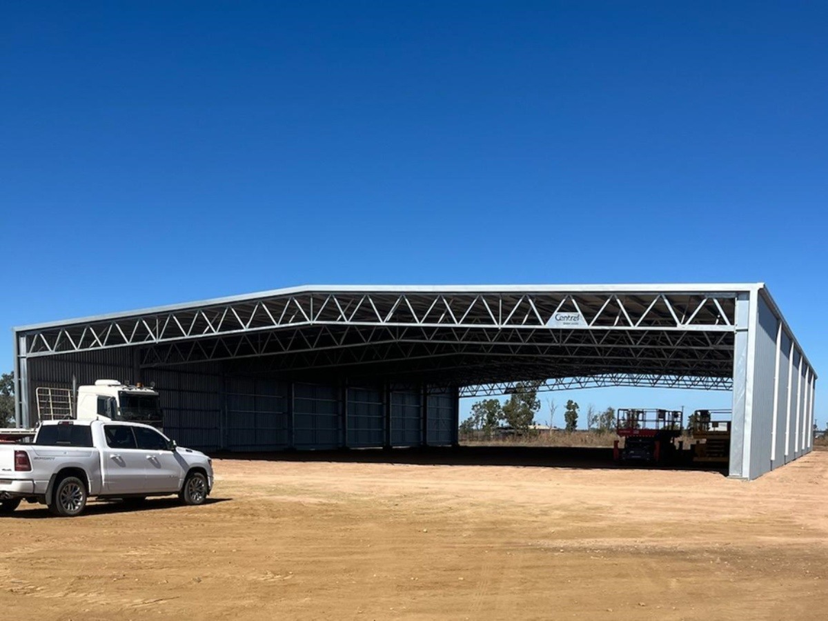Machinery shed