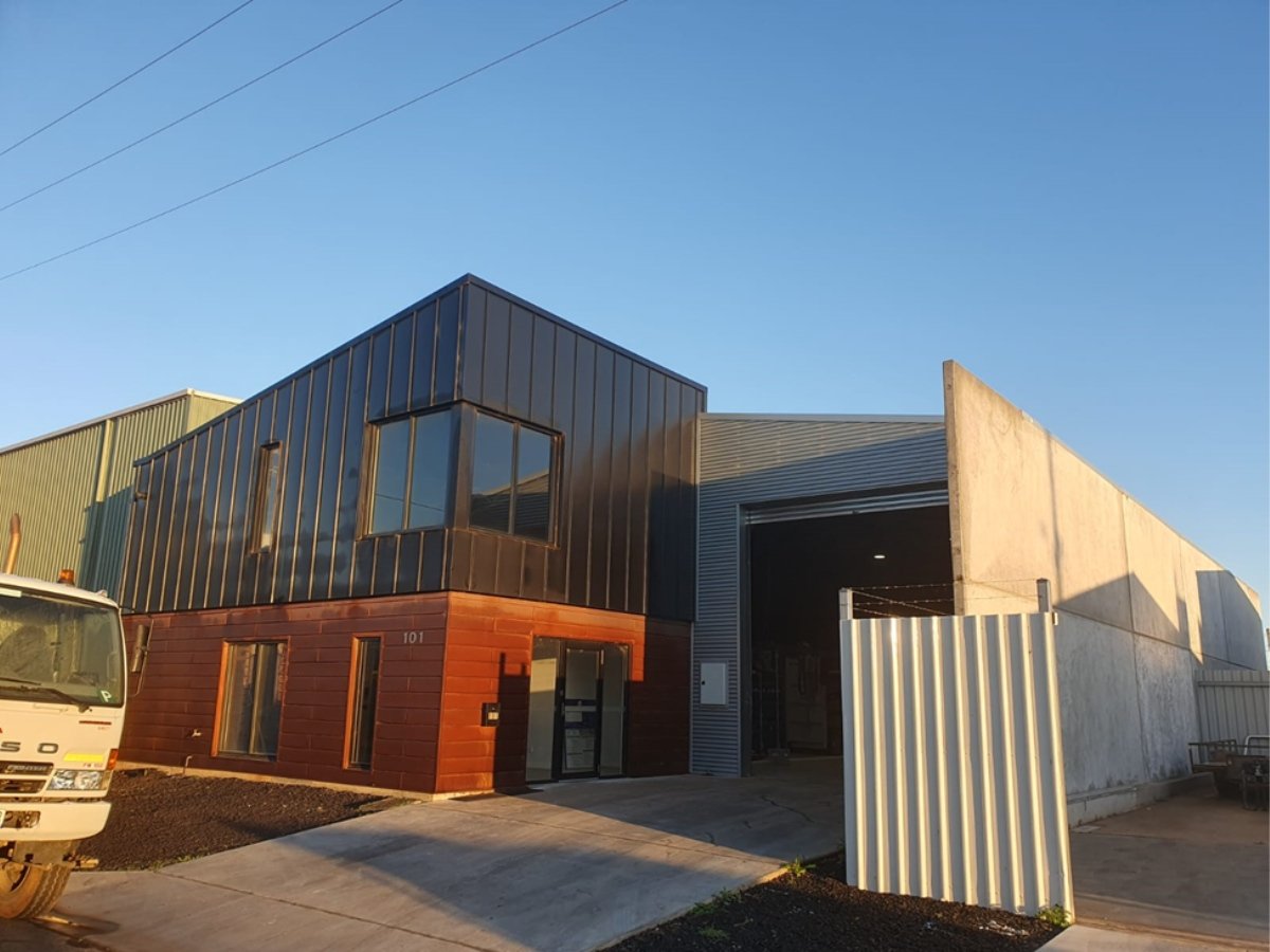 Mildura Building Group combined office and warehouse