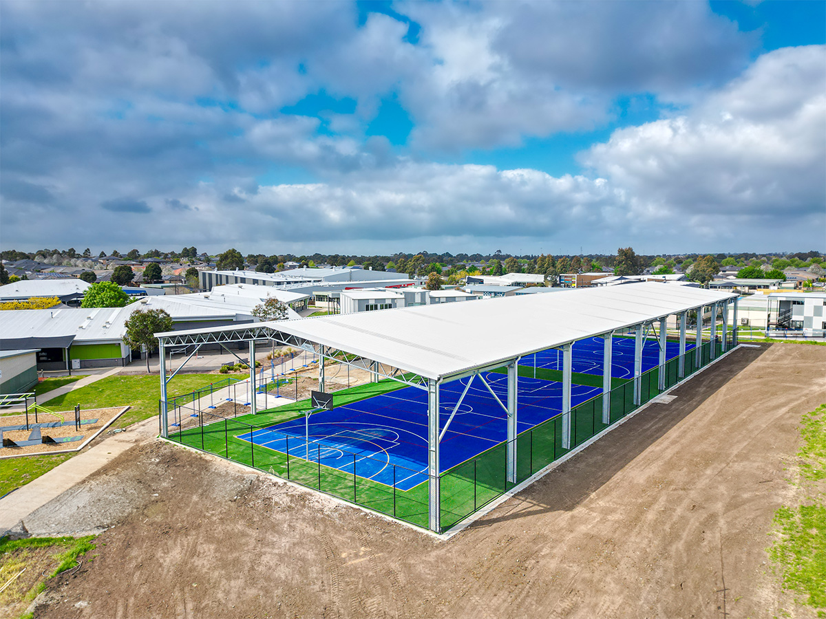 Cranbourne East Secondary School recreational ball court cover