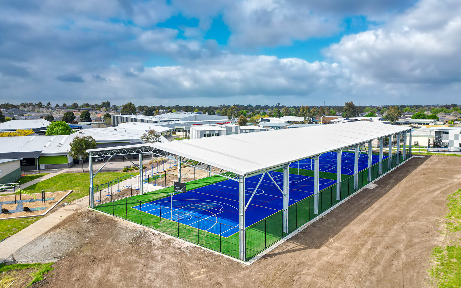 Cranbourne East Secondary School recreational ball court cover