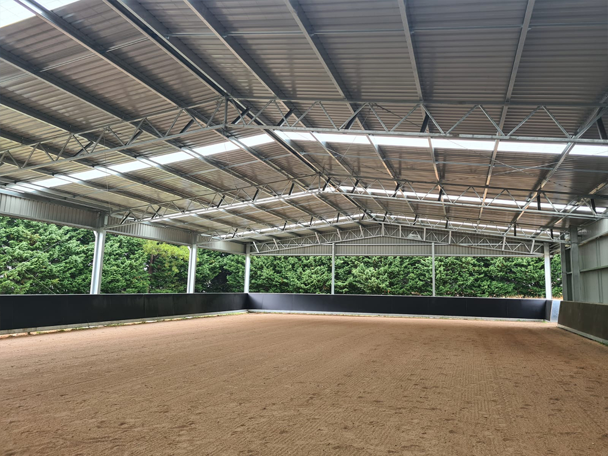 Troy Adams Combined indoor arena and stable complex