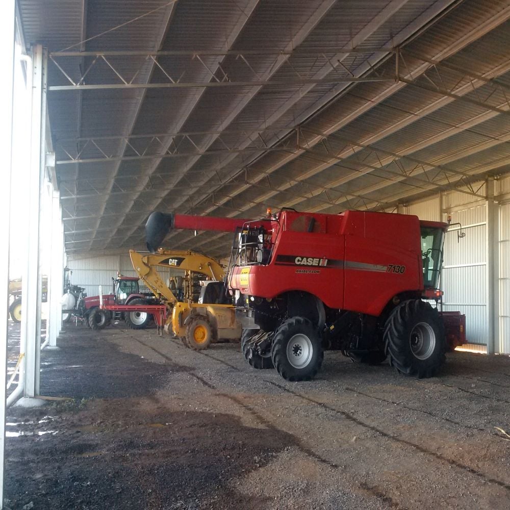 Equipment house