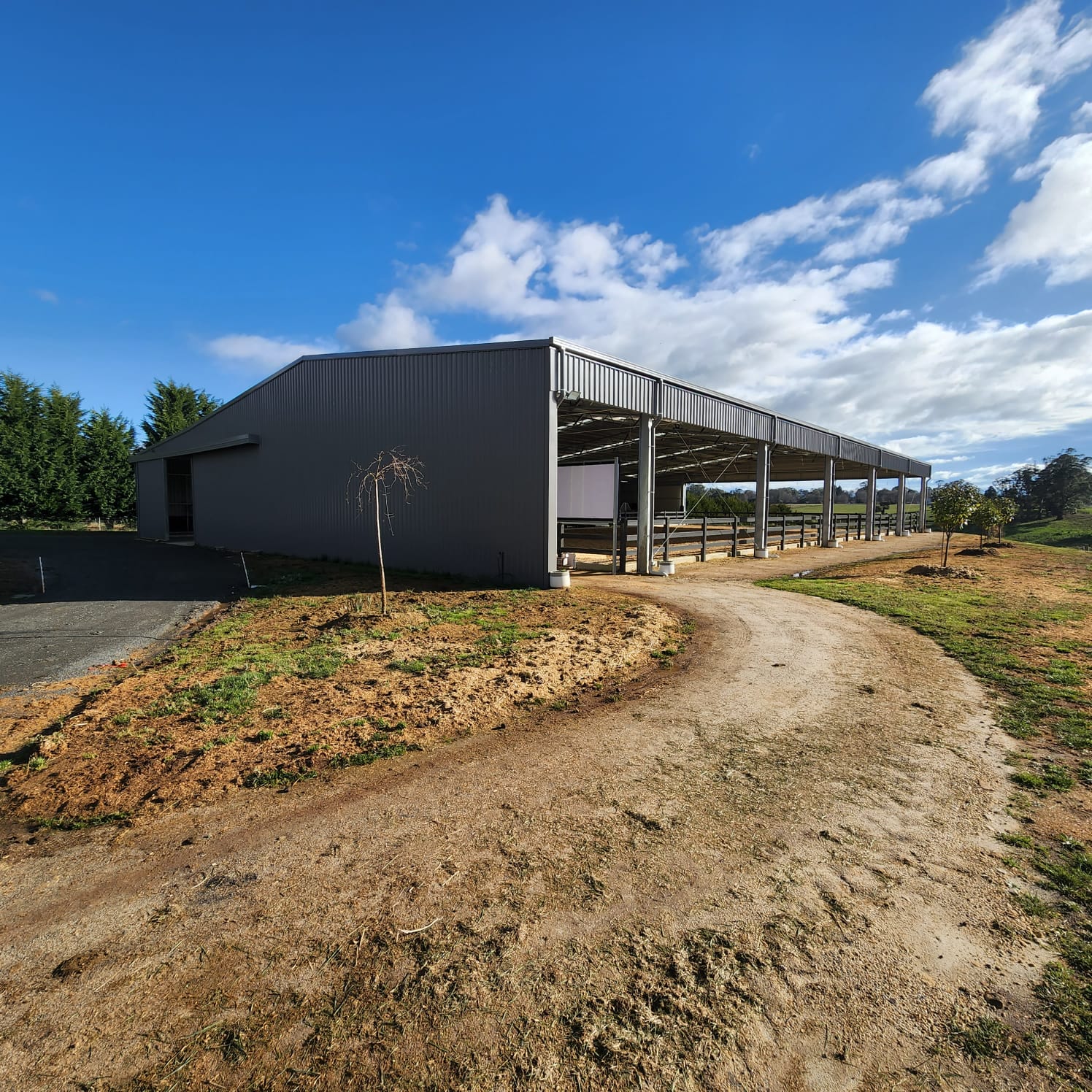 Damon Barlow combined indoor and stable complex