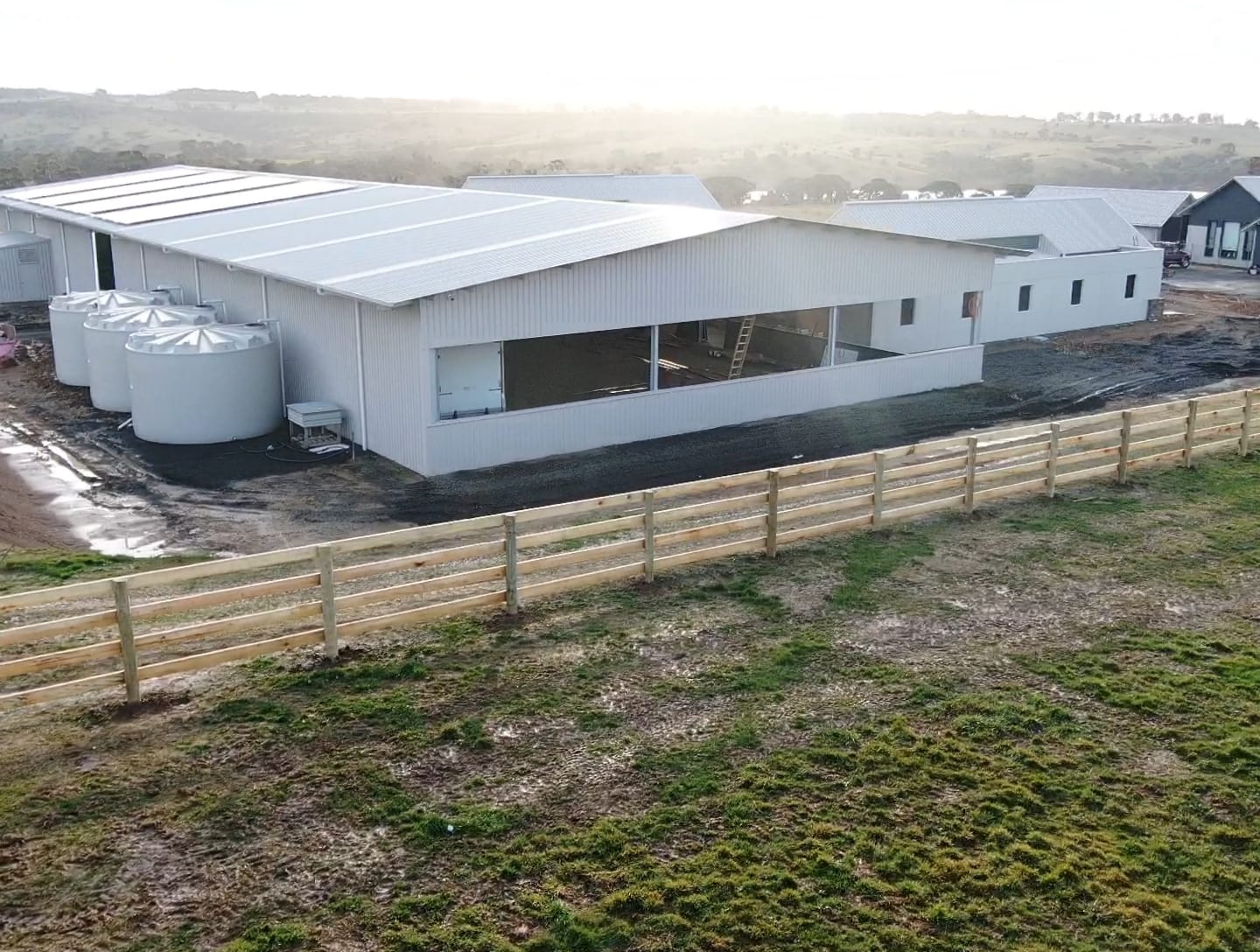 Brett and Samantha Thomas combined indoor arena and stable complex