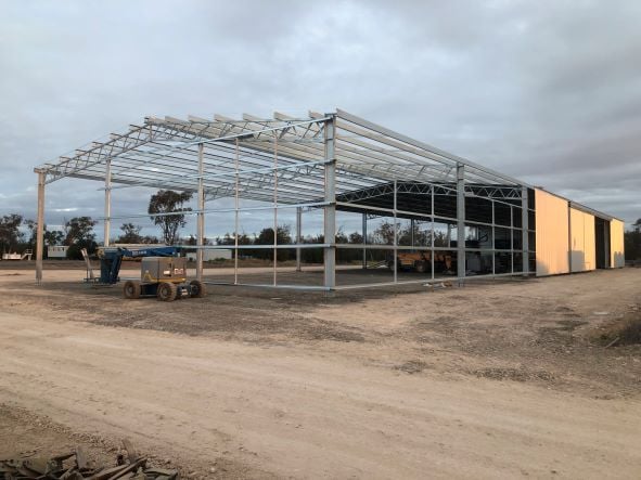 Morella hay shed extension