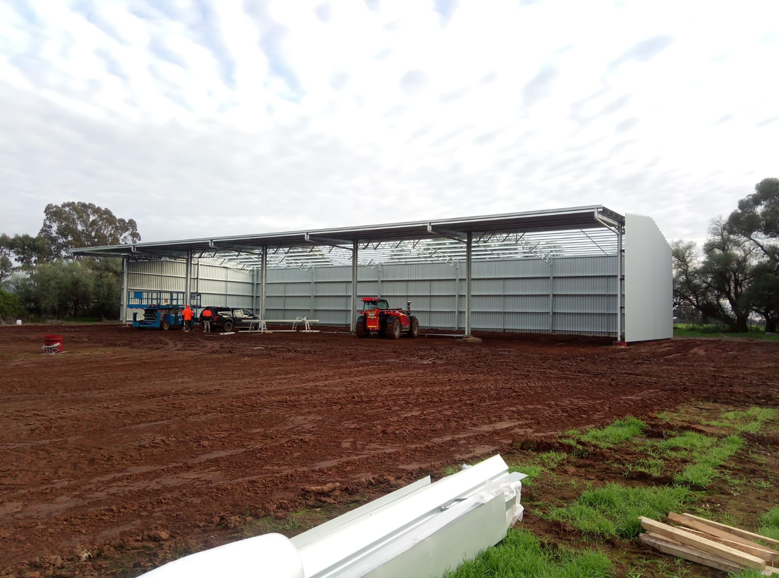 Damien Pendleburry hay shed