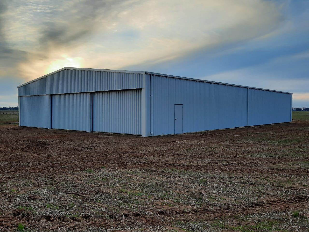 Neil Hess aircraft hangar