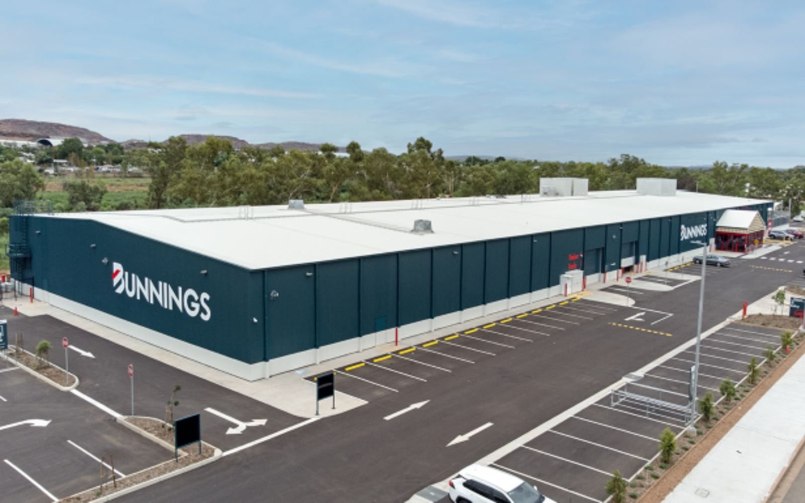 Mt Isa Bunnings retail hardware store