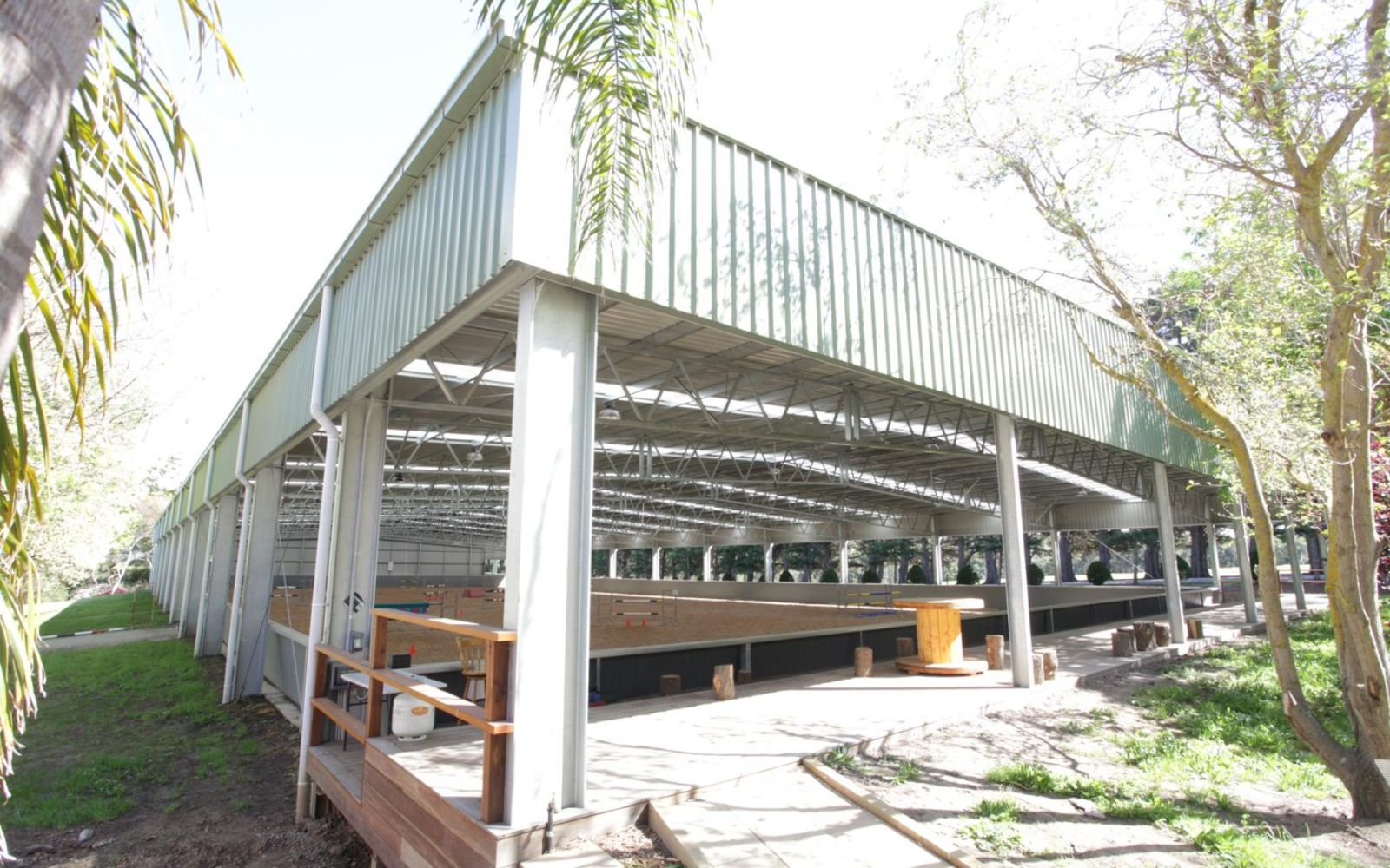 Delamere farm indoor jumping arena