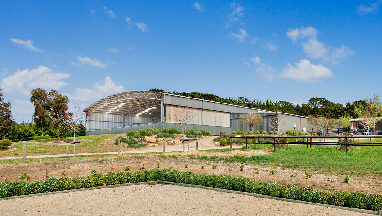 Flinders indoor arena and horse stable