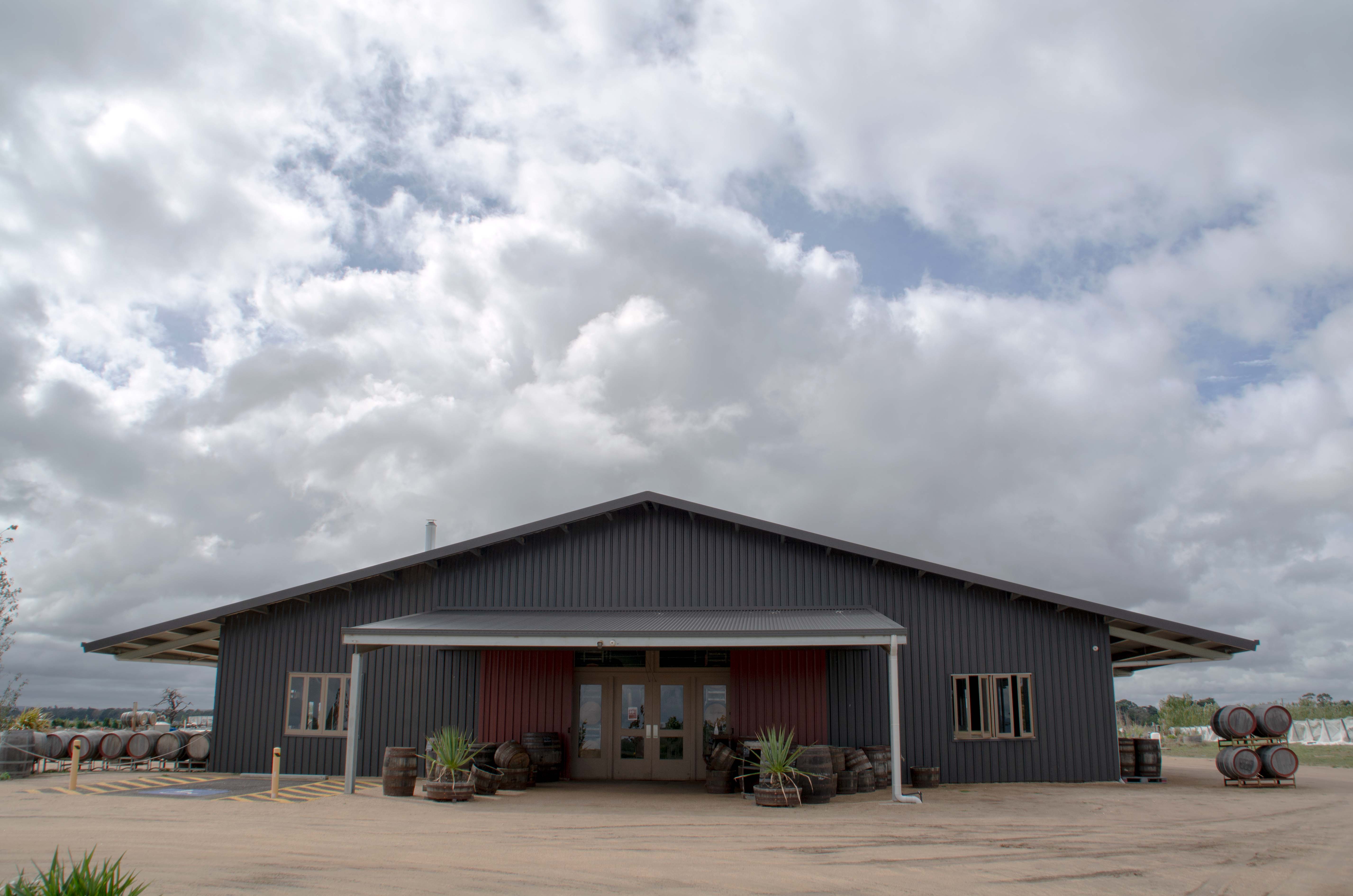 Unwin Wines winery shed