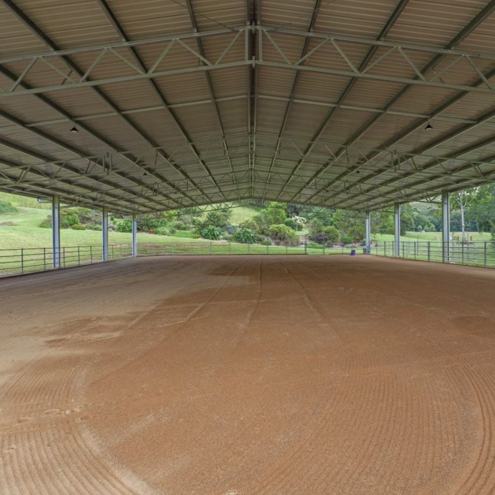 Ozwest Saddlery equine space 