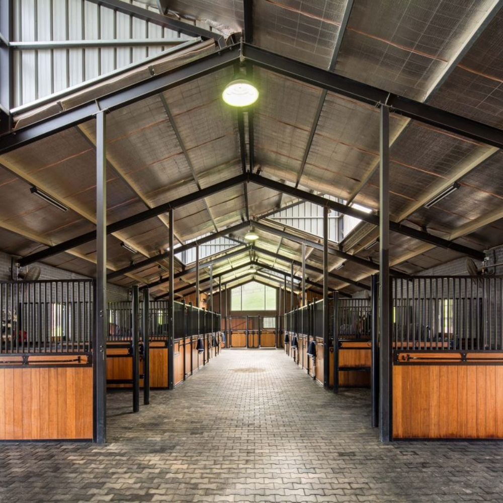Springside Warmbloods combined indoor and stable complex