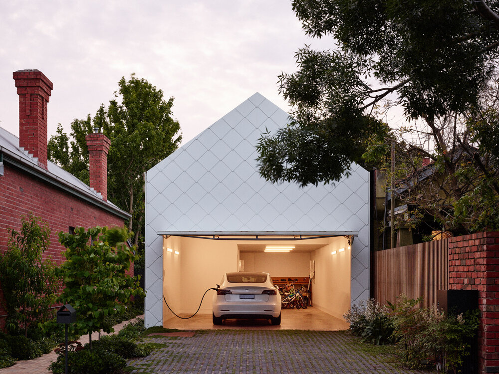 Australian self-powered house maximises sustainability