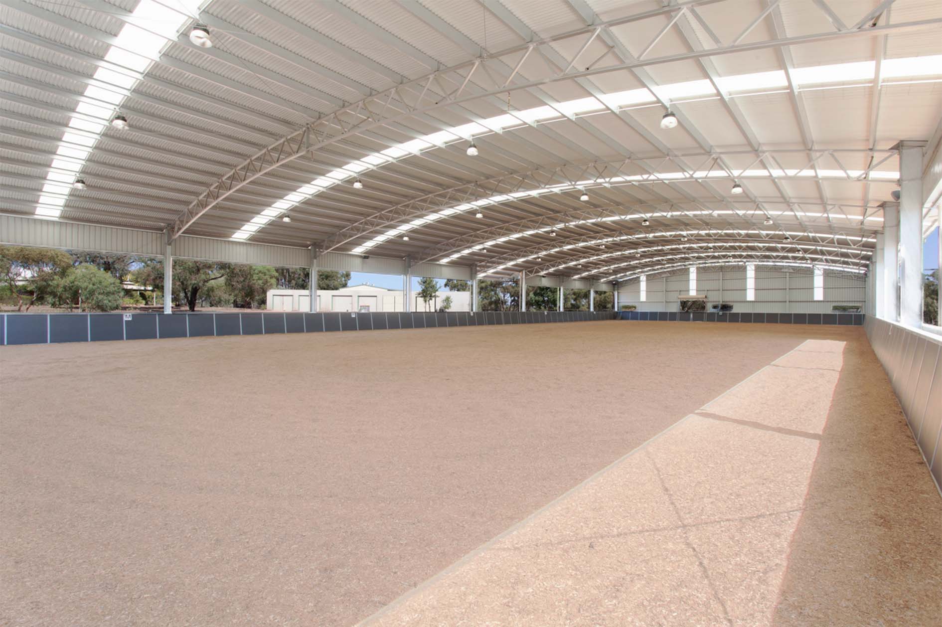 How much does it cost to build an indoor arena?