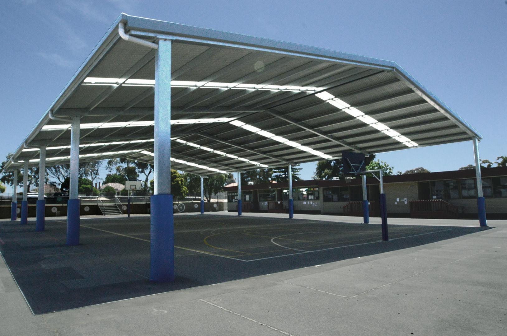 Educational shade structures to prevent sunburn