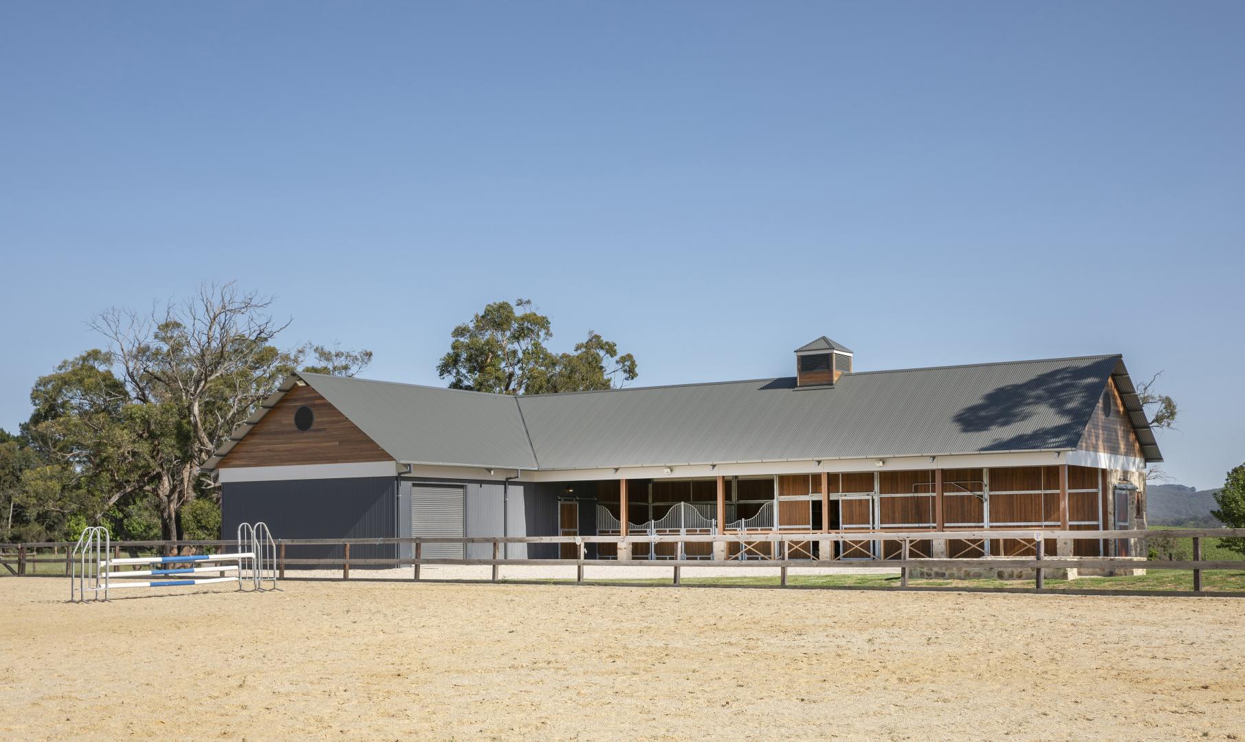 Beautiful Stable Complex in Balhannah, SA