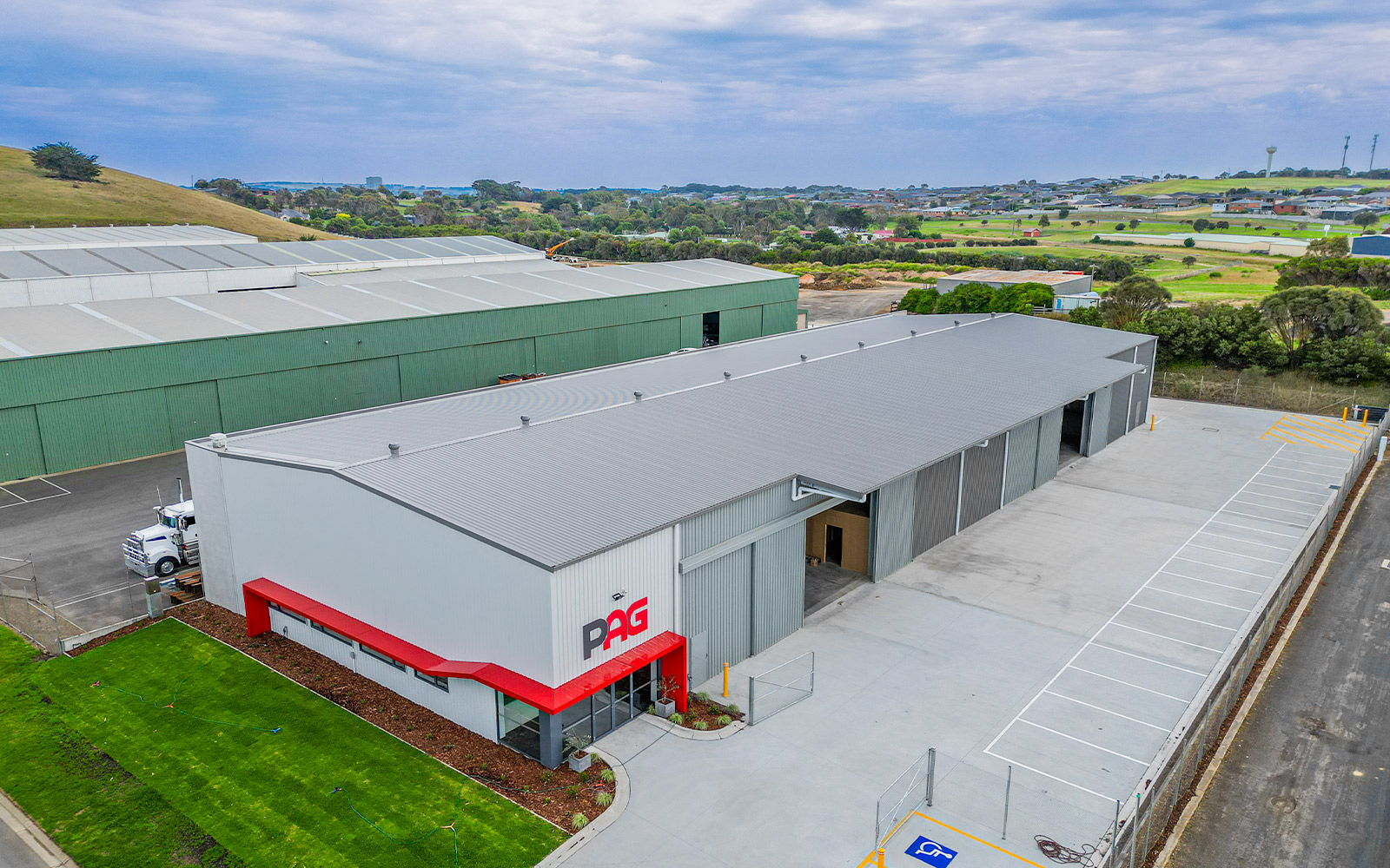 Portland Aluminium & Glass combined office and manufacturing building 