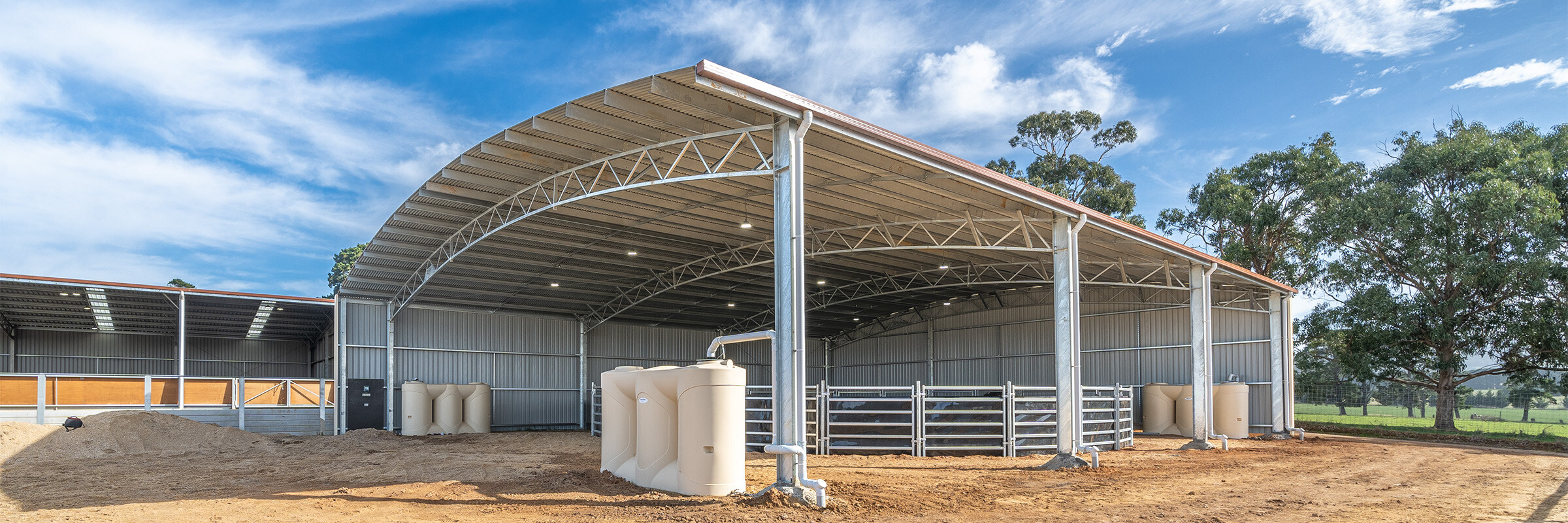 Ken Greenwood round yard cover 4_banner