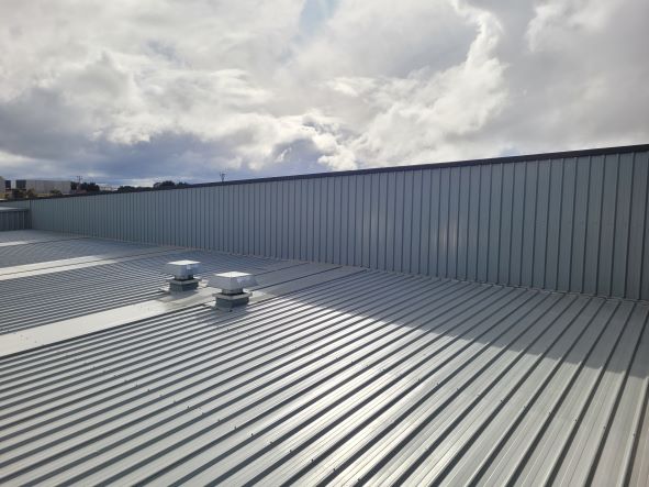 Parapet wall