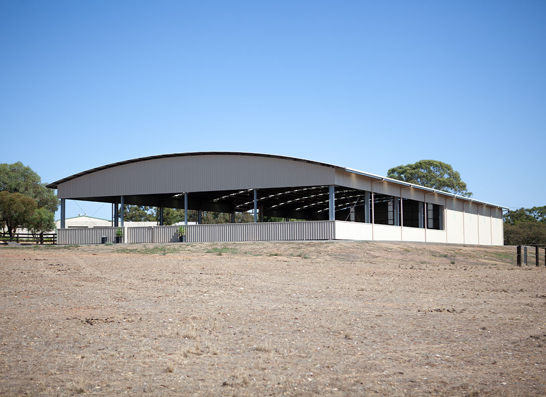 Lockwood indoor dressage arena with stables Lockwood indoor dressage arena with stables