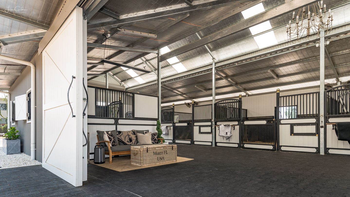 Maddern Plains horse stable